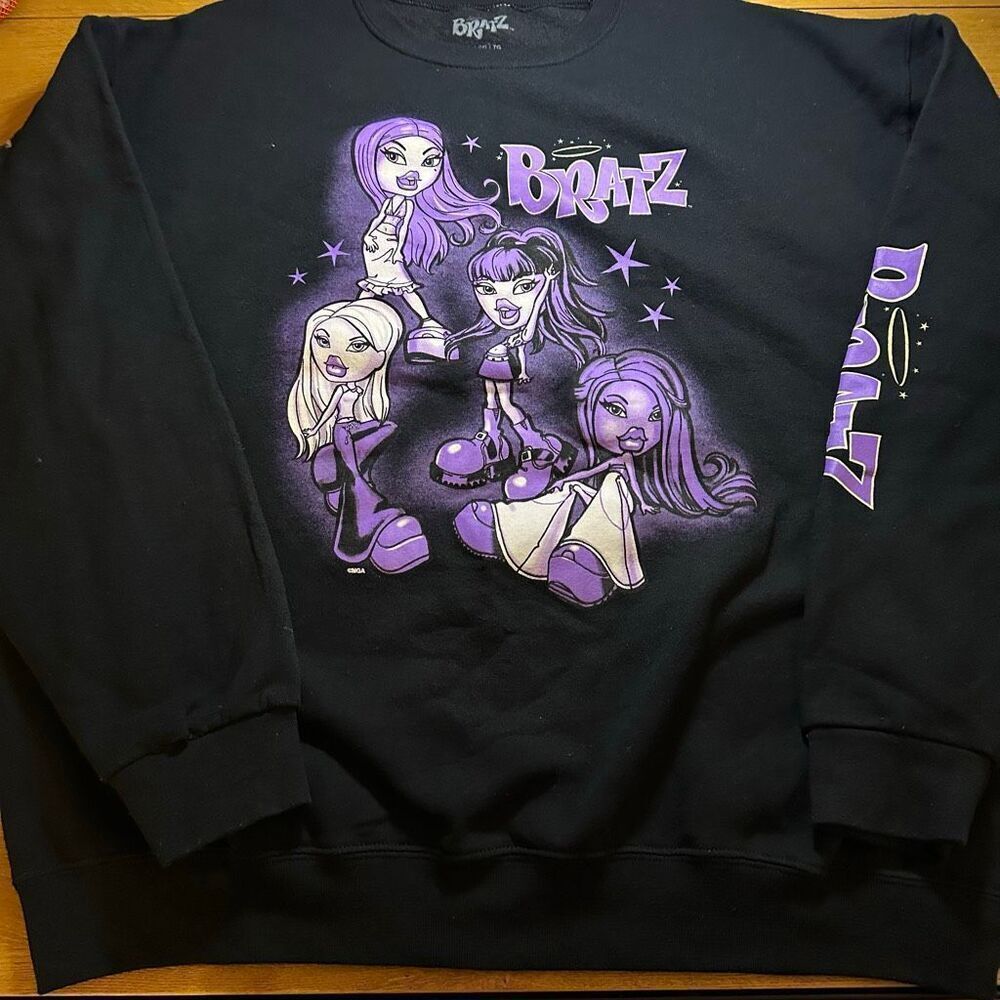 Bratz crewneck sweatshirt xl black purple